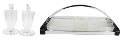 ART DECO
Paire de bougeoirs en verre (un...