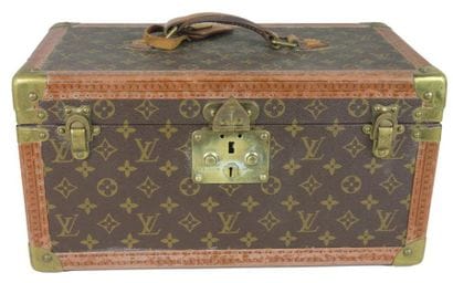 LOUIS VUITTON
Vanity Case en toile monogrammée,...