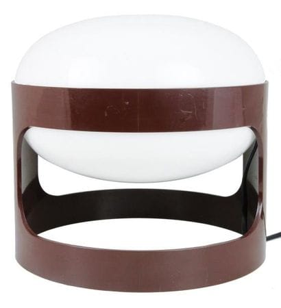 Joe COLOMBO (1930-1971)
Lampe KD27 en plastique...