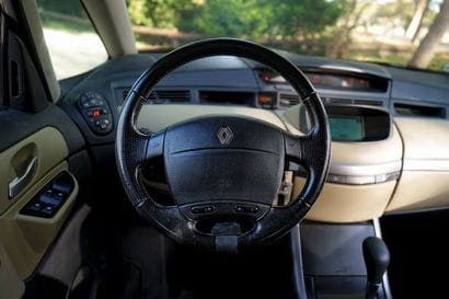 2003 RENAULT AVANTIME DYNAMIQUE V6

French...