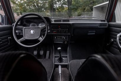 1980 BMW 323i
French vehicle registration...