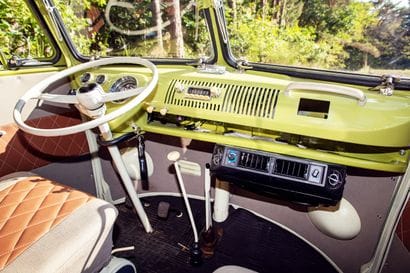 1966 VOLKSWAGEN COMBI DELUXE
Carte grise...