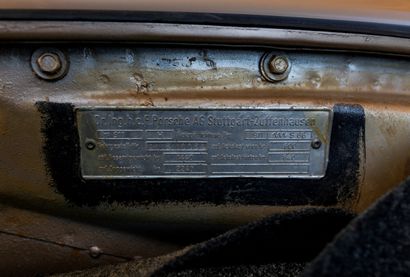 1974 PORSCHE 2,7 TARGA
Carte grise française
Numéro...
