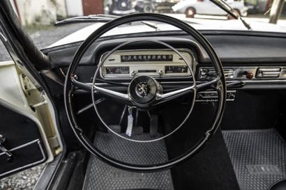 1965 Peugeot 404 Coupé
Version française
Châssis...