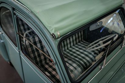 1963 CITROËN 2CV AZA
Carte grise : Française...