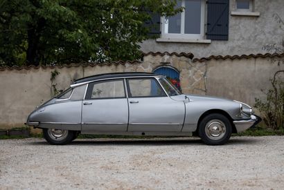 1966 CITROEN DS19
Carte grise française
Châssis...