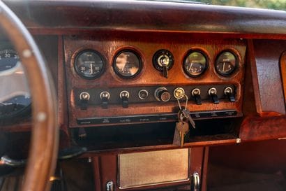 1961 JAGUAR MK2 3,8L
Carte grise de collection
Châssis...