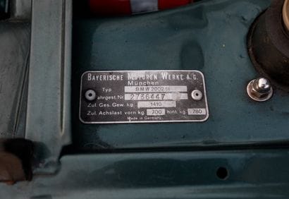 1975 BMW 2002 TII 
Châssis 2736447 
Carte...