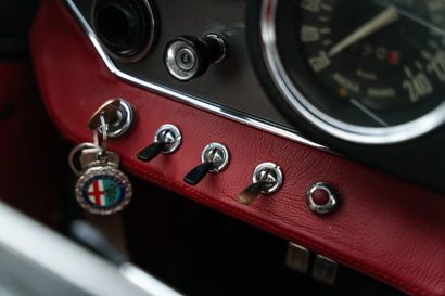 1964 ALFA ROMEO 2600 SPRINT 
Châssis 824059
...