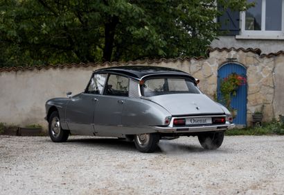1966 CITROEN DS19
Carte grise française
Châssis...