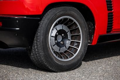 1984 RENAULT 5 TURBO 2 
Carte grise : Française...