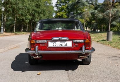 1976 JAGUAR XJC 12 
Châssis 2G50563BW 
Carte...