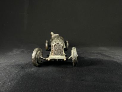 Gordon CHISM (XXe siècle) 
ALFA ROMEO en...