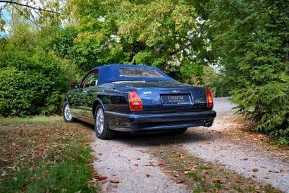 1999 BENTLEY AZURE
Version française
Châssis...