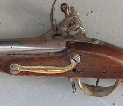 FLINTLOCK RIFLE

Manufactured in Saint-Étienne

With...