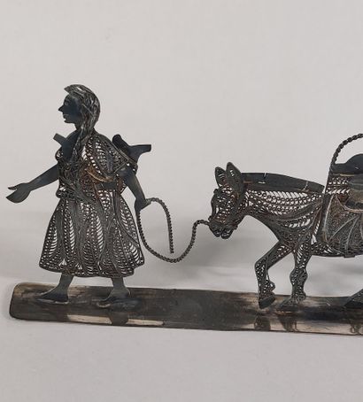 950 Silver COIN

Woman with a Donkey 

Weight:...