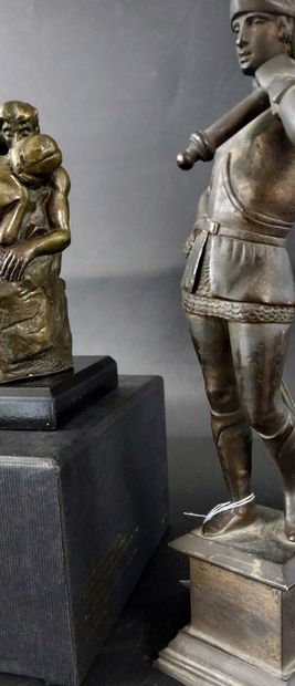 Set includes:

- 1 bronze reproduction, *The...