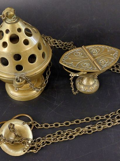 Bronze INCENSE BURNER

Includes an incense...
