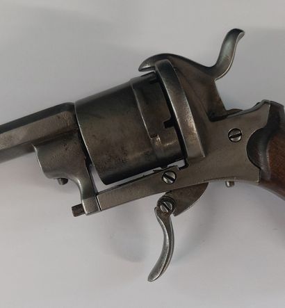 REVOLVER à broche type Lefaucheux

(en l'état,...
