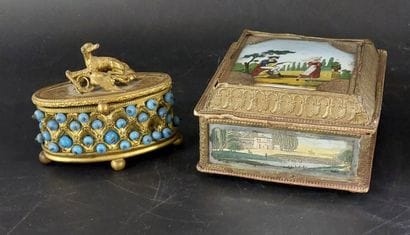 Papier-mâché box with a mirror inside; lid...