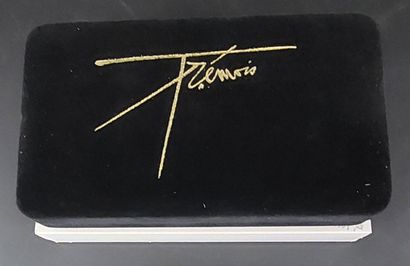 Pierre-Yves Trémois (1921-2020)

Stylo plume

Numéroté...
