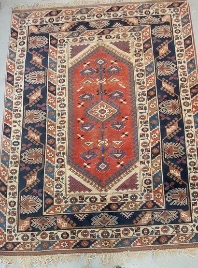 TURQUIE

Tapis en laine fait main

220 x...