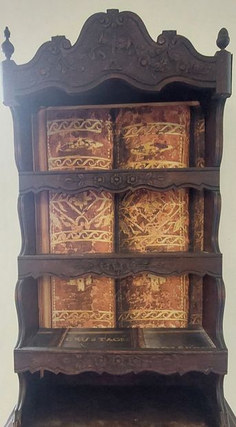 SMALL CABINET made of natural wood, molded...