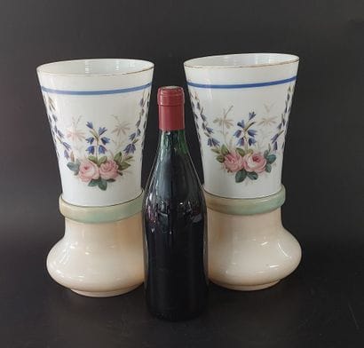 PAIR OF OPALINE VASES with floral decoration

H:...