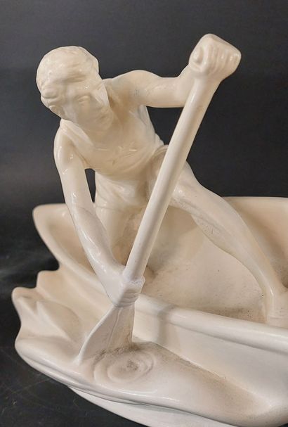 Jihokera BECHYNE (XXe siècle) dans le goût

Rameur

Céramique

H...