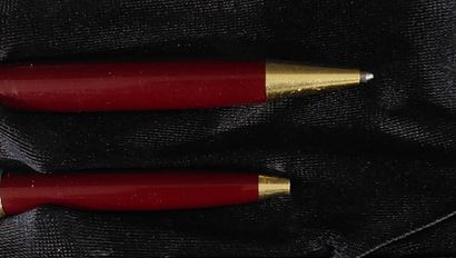 MONTBLANC Meisterstück bordeaux 

Deux stylos...