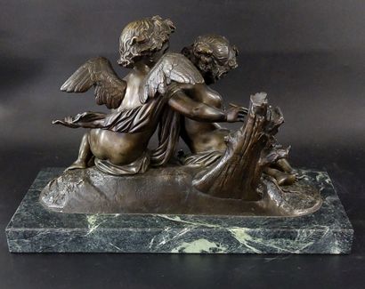 D'après CLODION

Putti

Bronze sur socle...