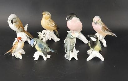KARL ENS

Huit oiseaux en porcelaine polychrome

H...