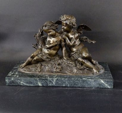 D'après CLODION

Putti

Bronze sur socle...