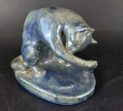D'après le modèle de VIRION

Chat à la toilette

Céramique...