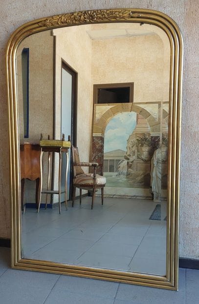 GRAND MIROIR en bois et stuc doré, miroir...