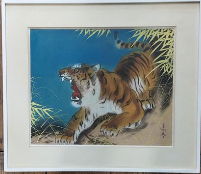 JAPAN

Tiger

Signed silk painting

34 x...