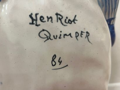 Henriot QUIMPER

Our Lady of the Dying 

Earthenware...