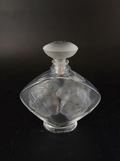 LALIQUE FRANCE

Le Baiser 99 Bottle

No....