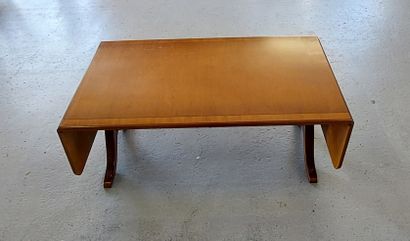 English COFFEE TABLE made of light mahogany...