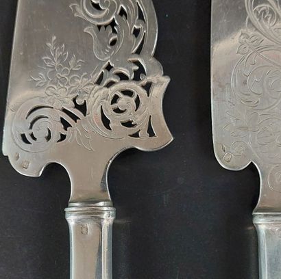 TWO SILVER SERVING UTENSILS, silver blade,...