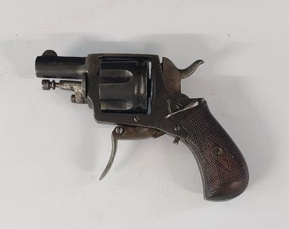 REVOLVER type Bulldog, détente pliante

(en...