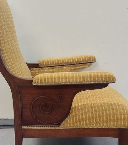 ARMCHAIR made of mahogany and mahogany veneer,...
