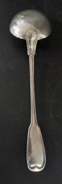 LOUCHE en argent

Poids : 219 g