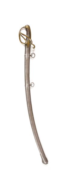 Sabre de sous-officier de cavalerie légère.
Poignée...