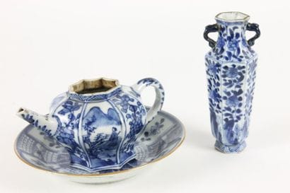 CHINE - XVIIIe siècle
Petite verseuse de...