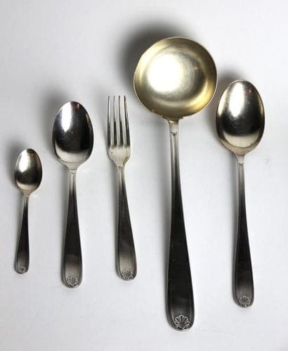 CHRISTOFLE
Ménagère en métal argenté modèle...