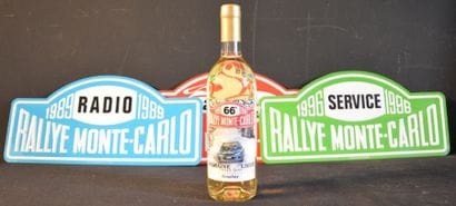 Lot Rallye Monte Carlo comprenant une bouteille...