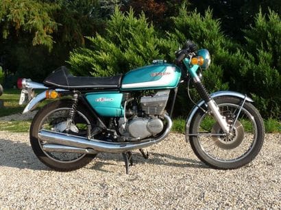 1973 SUZUKI GT 380 Cadre n° 36464 Moteur...