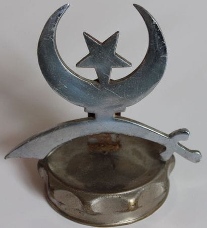 “Emblème Turc”
Insigne de radiateur en forme...