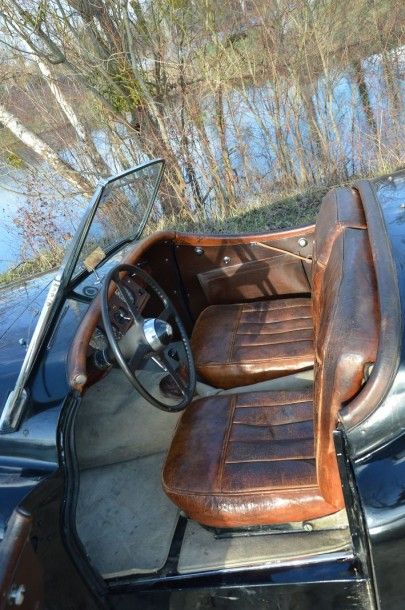 1954 JAGUAR XK 120 OTS 
Châssis n° 674779
Carte...